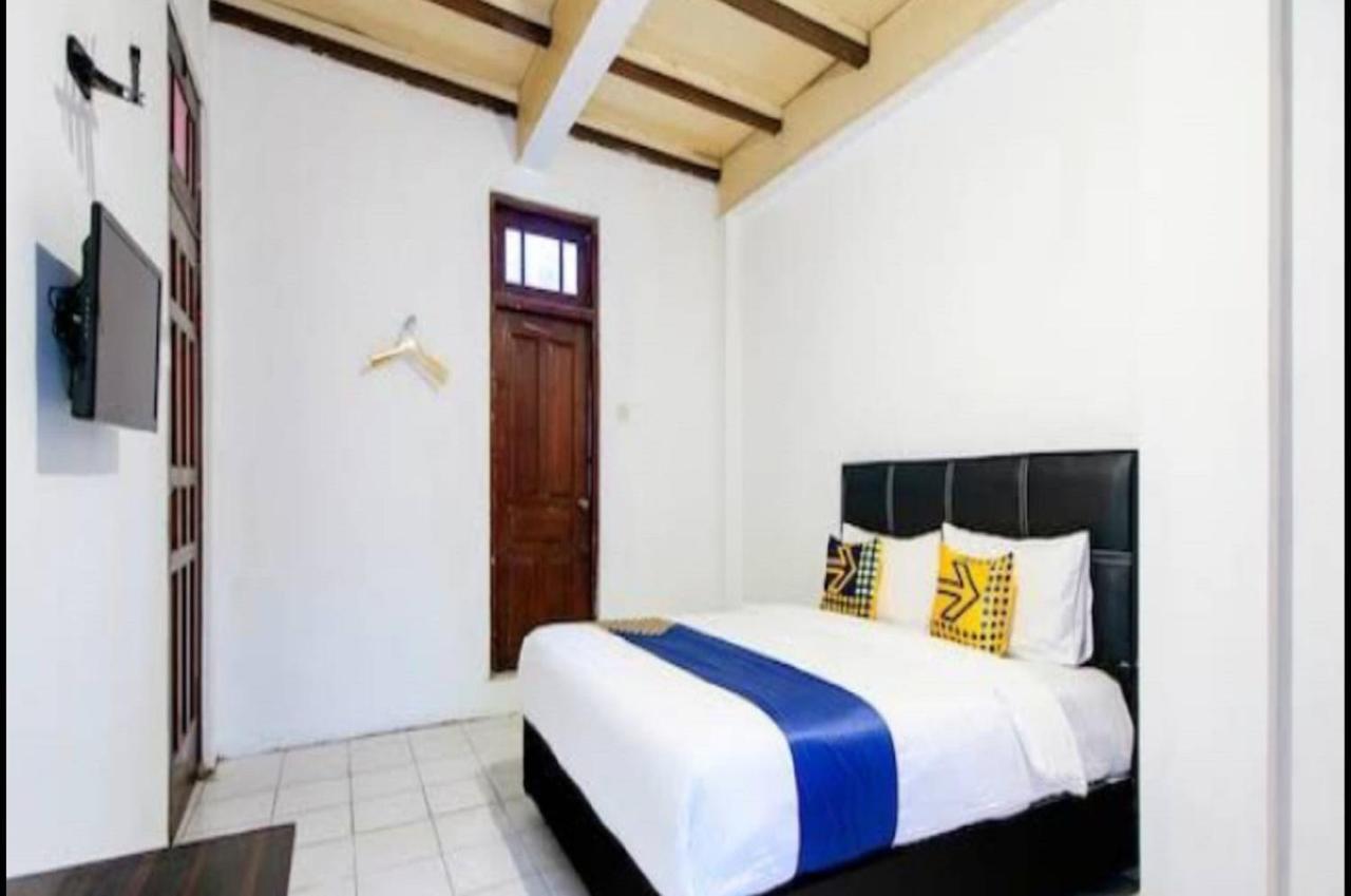 Spot On 2107 Ijo Pupus Syariah Residence Baturetno Exterior foto
