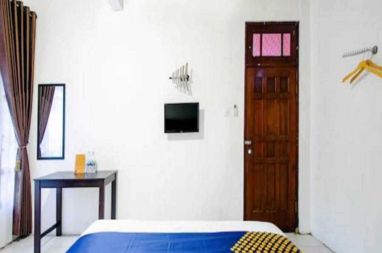 Spot On 2107 Ijo Pupus Syariah Residence Baturetno Exterior foto