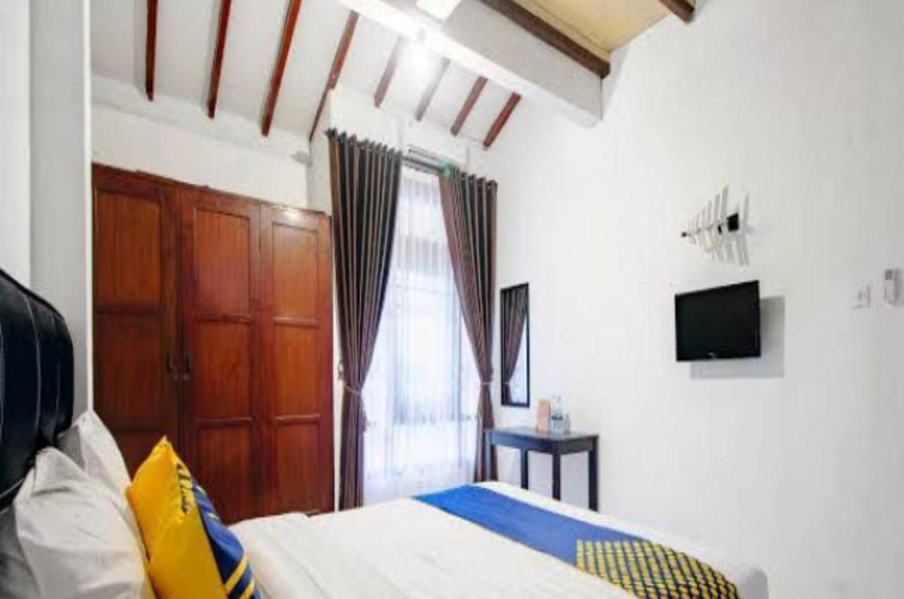 Spot On 2107 Ijo Pupus Syariah Residence Baturetno Exterior foto