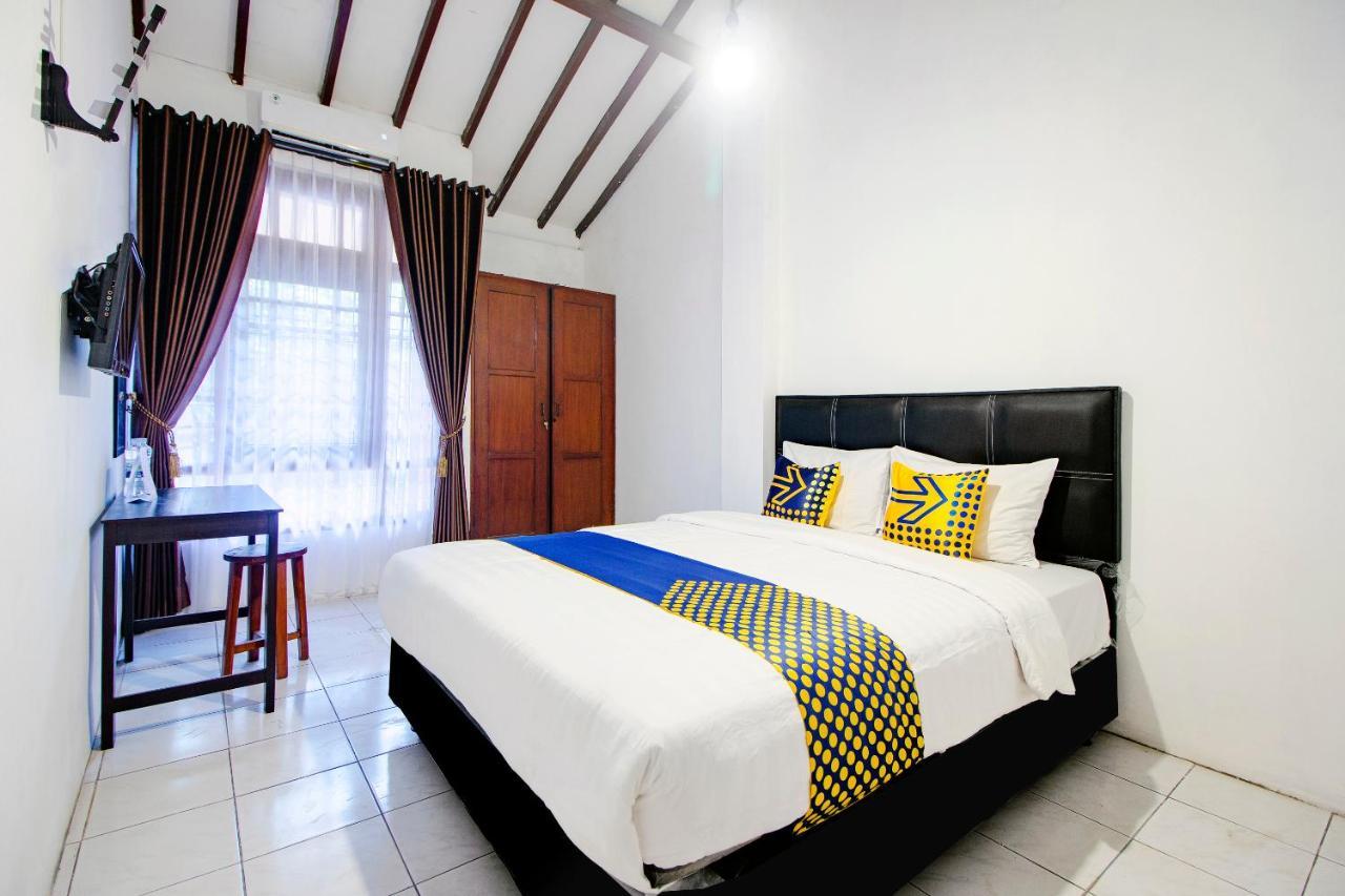 Spot On 2107 Ijo Pupus Syariah Residence Baturetno Exterior foto